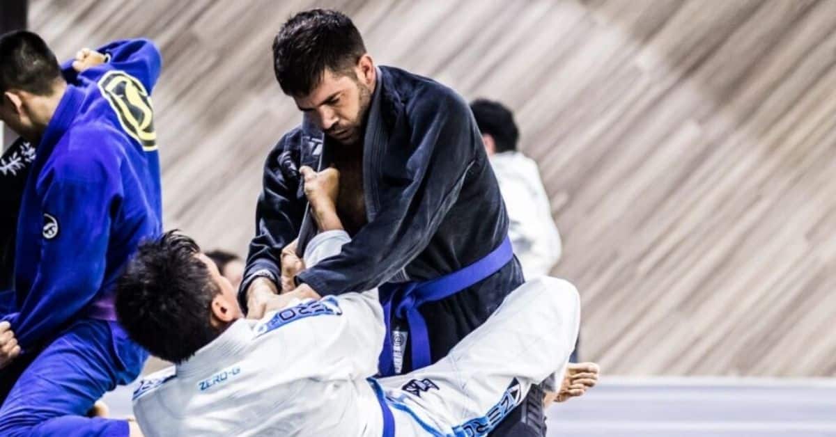 Traditional Martial Arts Fail of the Week: Five Ways to DESTROY BJJ