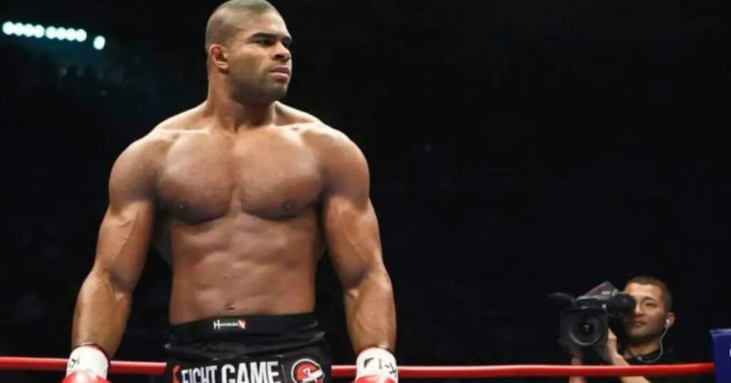 Alistair Overeem Beats Up Five Nightclub Bouncers